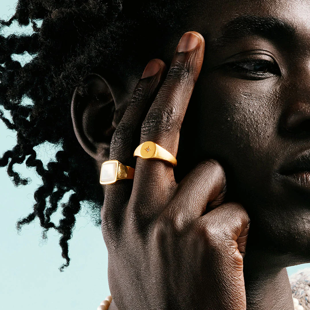 Gold Diamond Signet Ring - Image 4