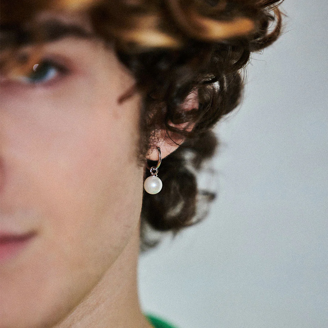 Silver Pearl Drop Earring - Image 4