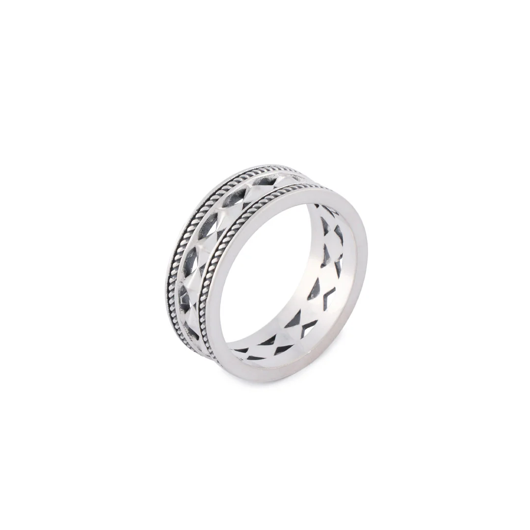 Silver Regal Ring - Image 5