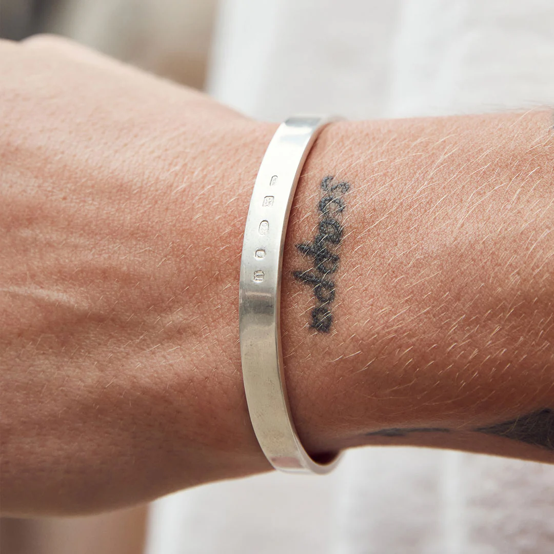 Silver Traditional Hallmark Cuff - Image 4