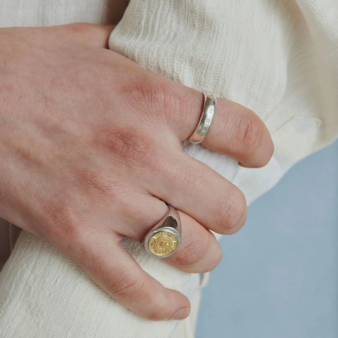 Silver Traditional Hallmark Ring - Image 4
